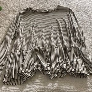 💥💥SOLD💥💥Peplum top